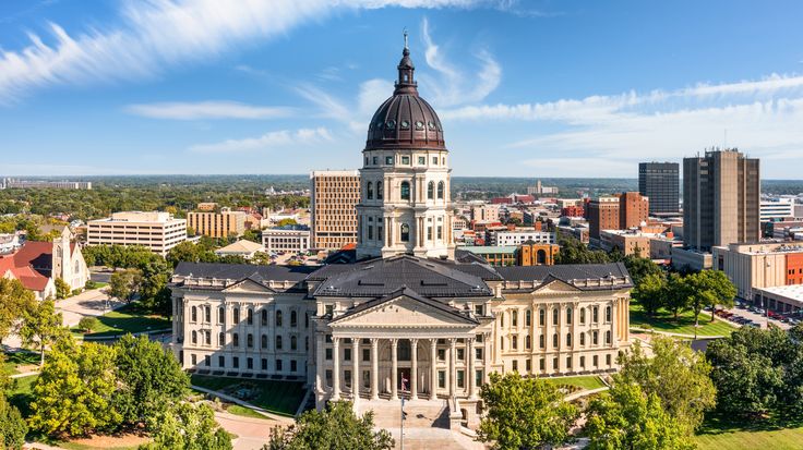 MENTAL HEALTH & ADDICTION TREATMENT NEAR TOPEKA, KS